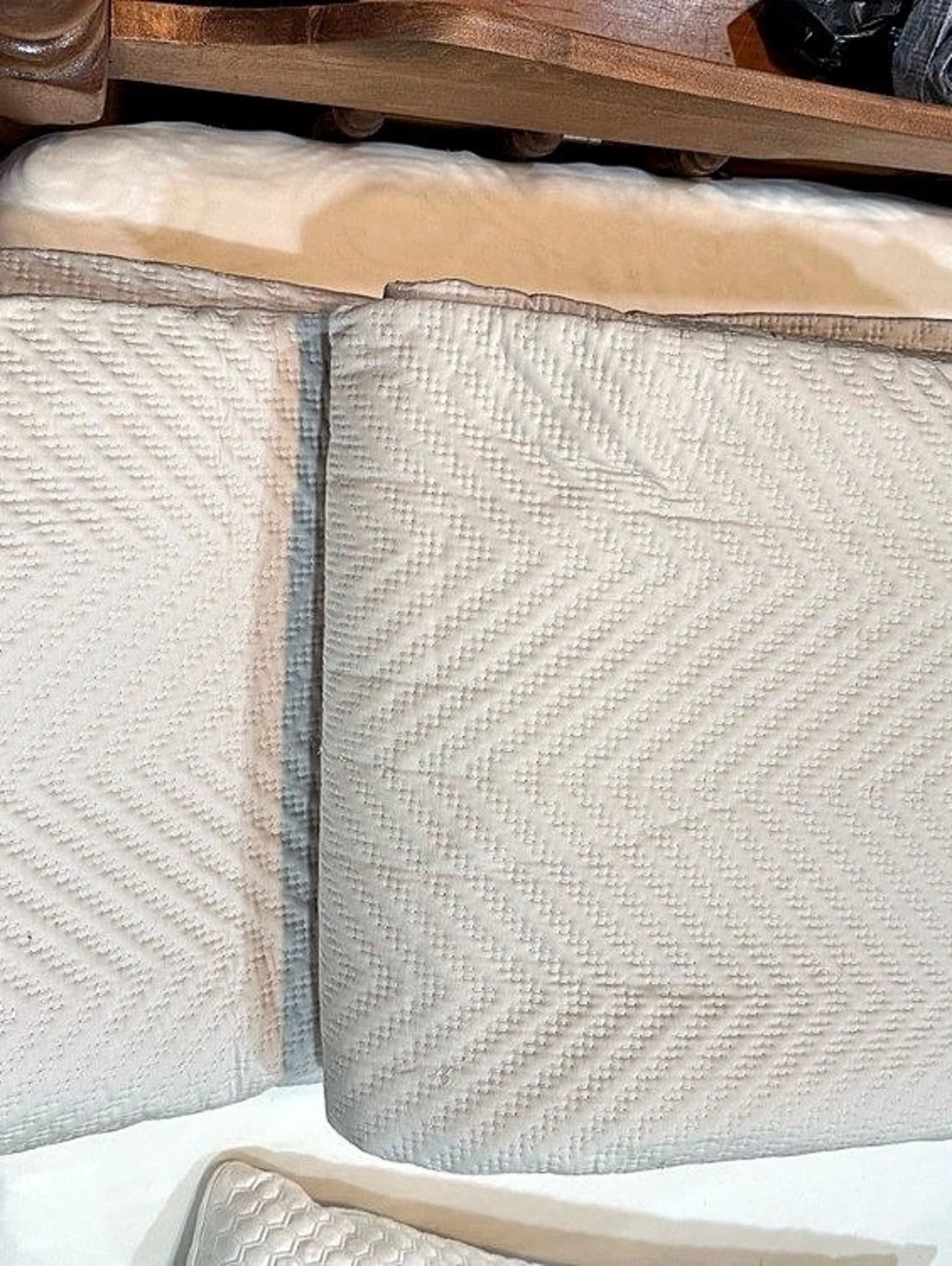 Restoration Hardware King Cal Kong Quilt- Washed Herringbone Sateen bedding